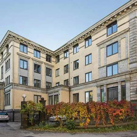 Corner Flat With High Ceilings In Fredensborg Apartament