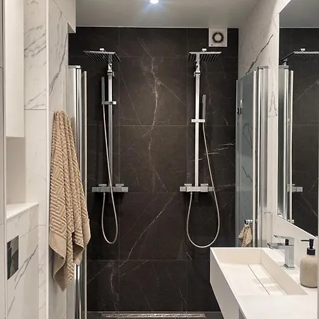 Corner Flat With High Ceilings In Fredensborg Apartament Oslo